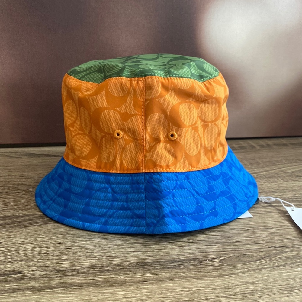 Coach Reversible Colorblock Signature Bucket Hat
 NTW - Picture 6 of 8
